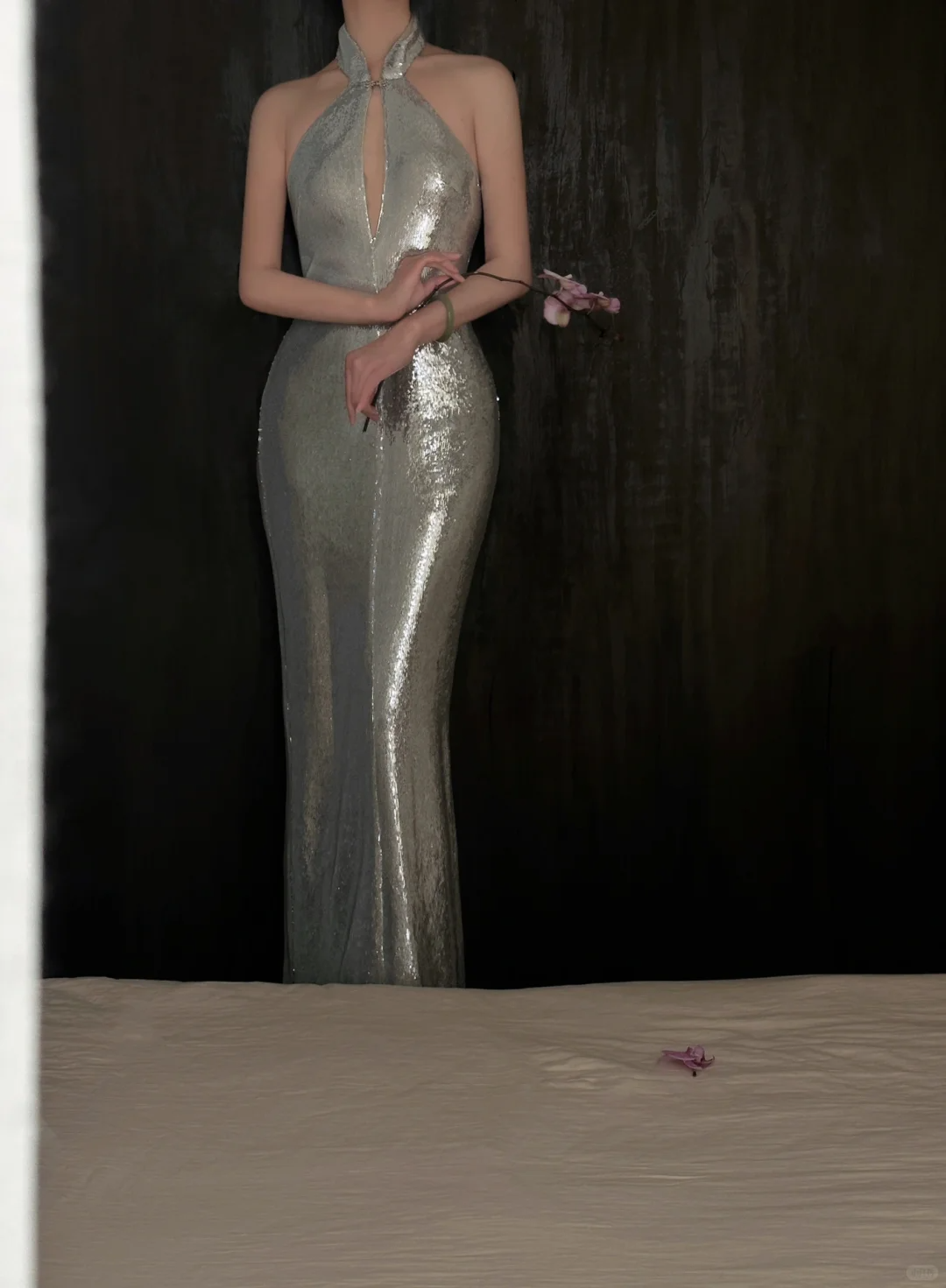 Stunning Silver Mermaid V Neck Sequin Open Back Prom Dress Formal Dress Party Dress DP3445