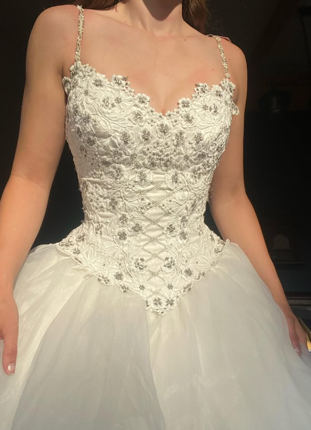 Retro Exquisite Embroidery A Line Strap Satin Tulle Wedding Dress Prom Dress DP5524