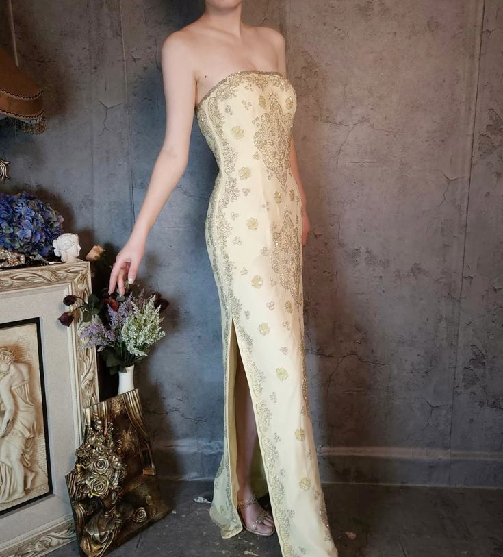 Elegant Sheath Strapless Beaded Light Yellow Satin Party Dress Evening Dress with Slit DP2369