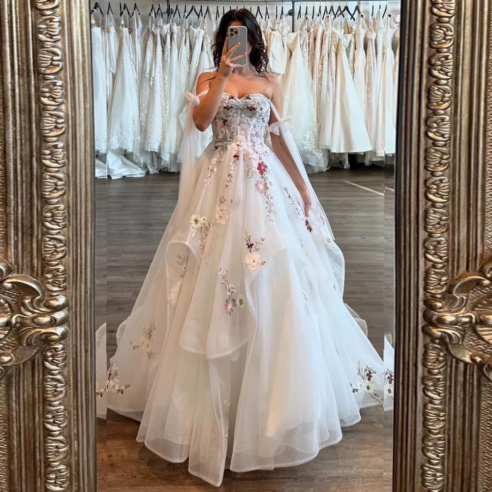 Pretty A Line Straps Appliques White Tulle Prom Dress Wedding Dress DP4101