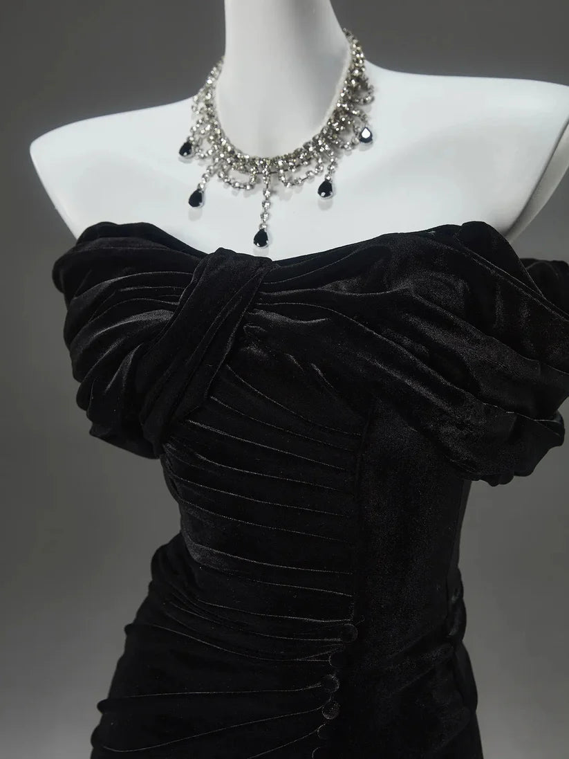 Elegant Mermaid Off the Shoulder Black Velvet Long Prom Dresses Formal Evening Dress DP2380
