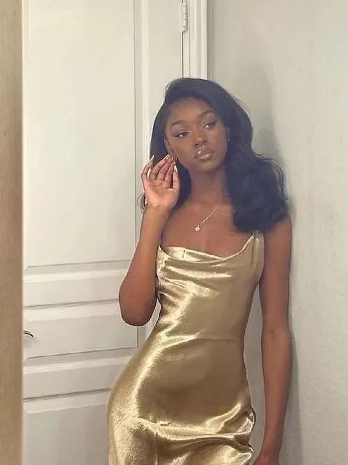Golden Sheath Spaghetti Strap Satin Open Back Prom Dress Outfits DP3981