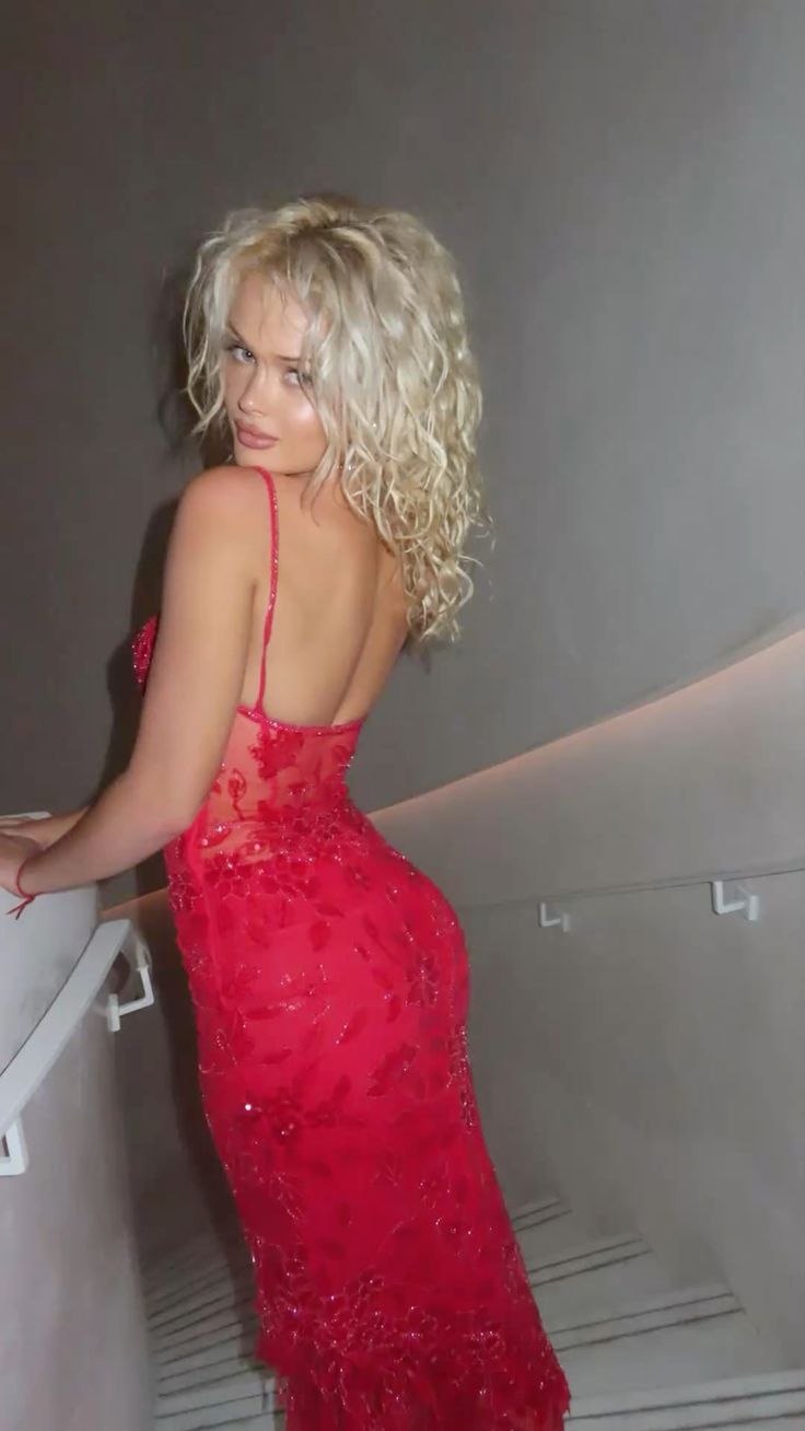 Exquisite Red Floral Beaded Sequin Tulle Long Evening Gown Prom Gown DP2916