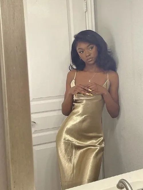 Golden Sheath Spaghetti Strap Satin Open Back Prom Dress Outfits DP3981