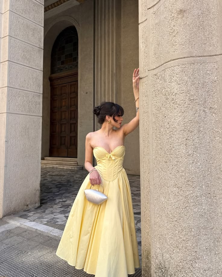 Elegant Yellow A Line Sweetheart Neck Corset Satin Long Prom Dress Outfits DP6819