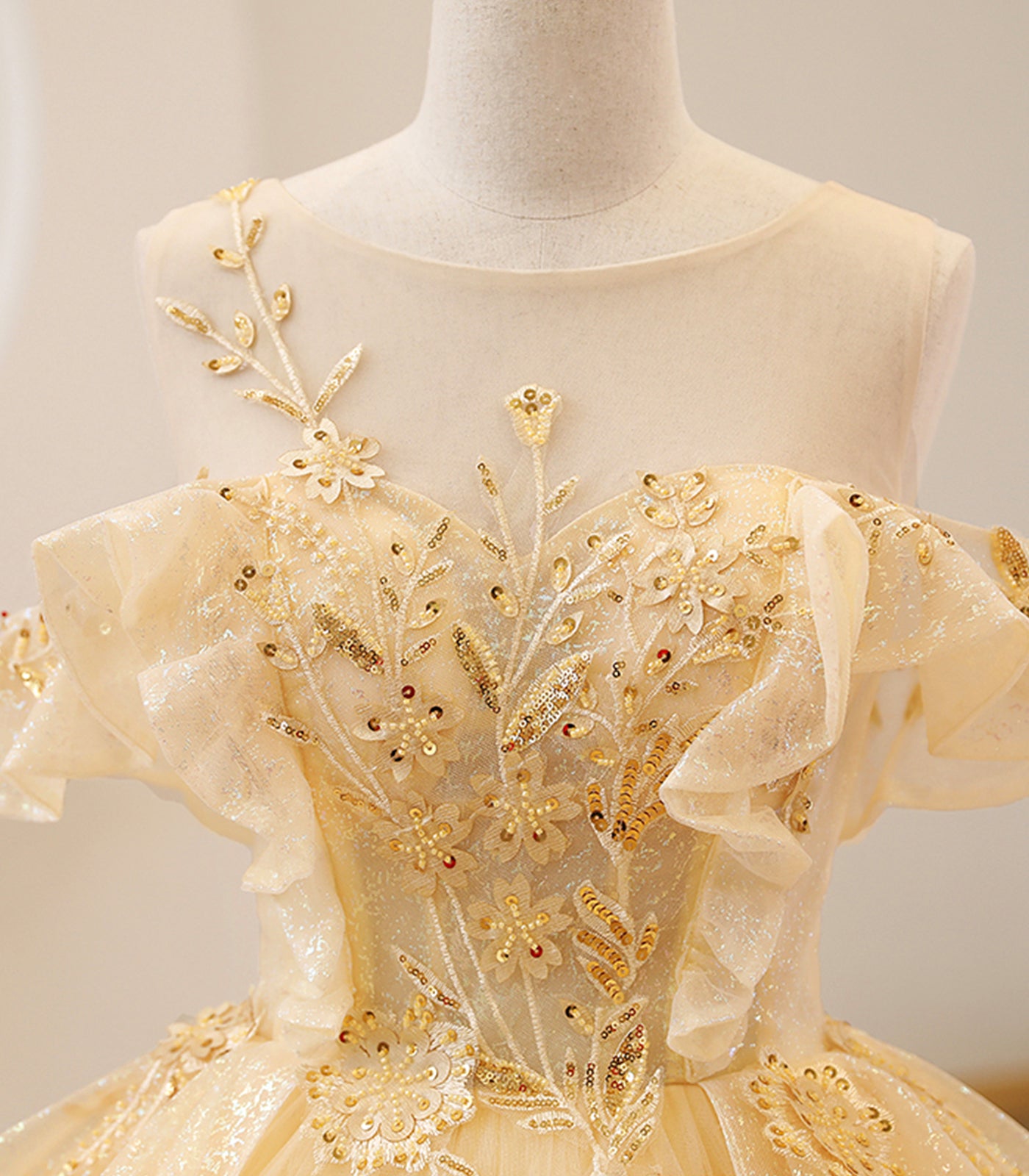 Yellow Ball Gown Beaded Sweet Quinceanera Dress Long Prom Dress Formal Dress DP899