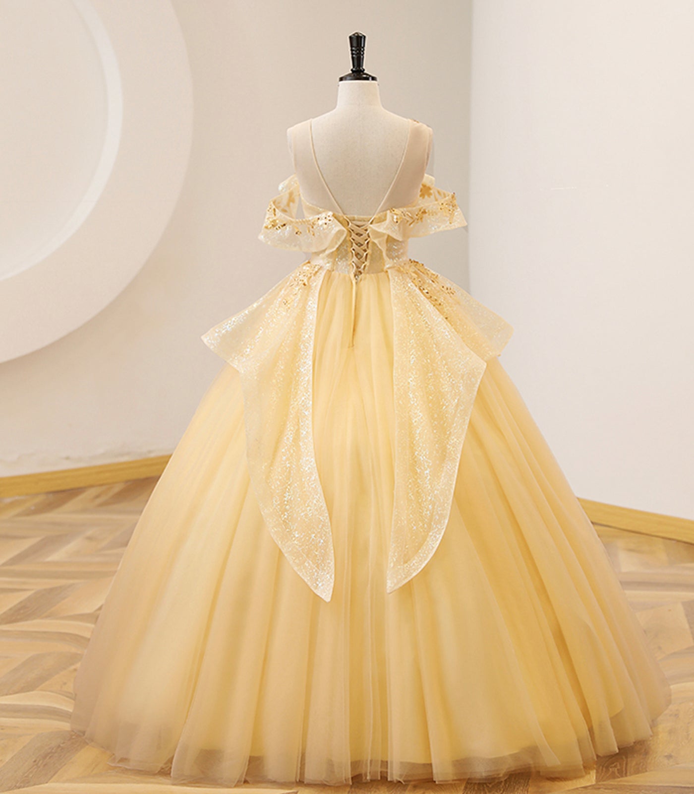 Yellow Ball Gown Beaded Sweet Quinceanera Dress Long Prom Dress Formal Dress DP899