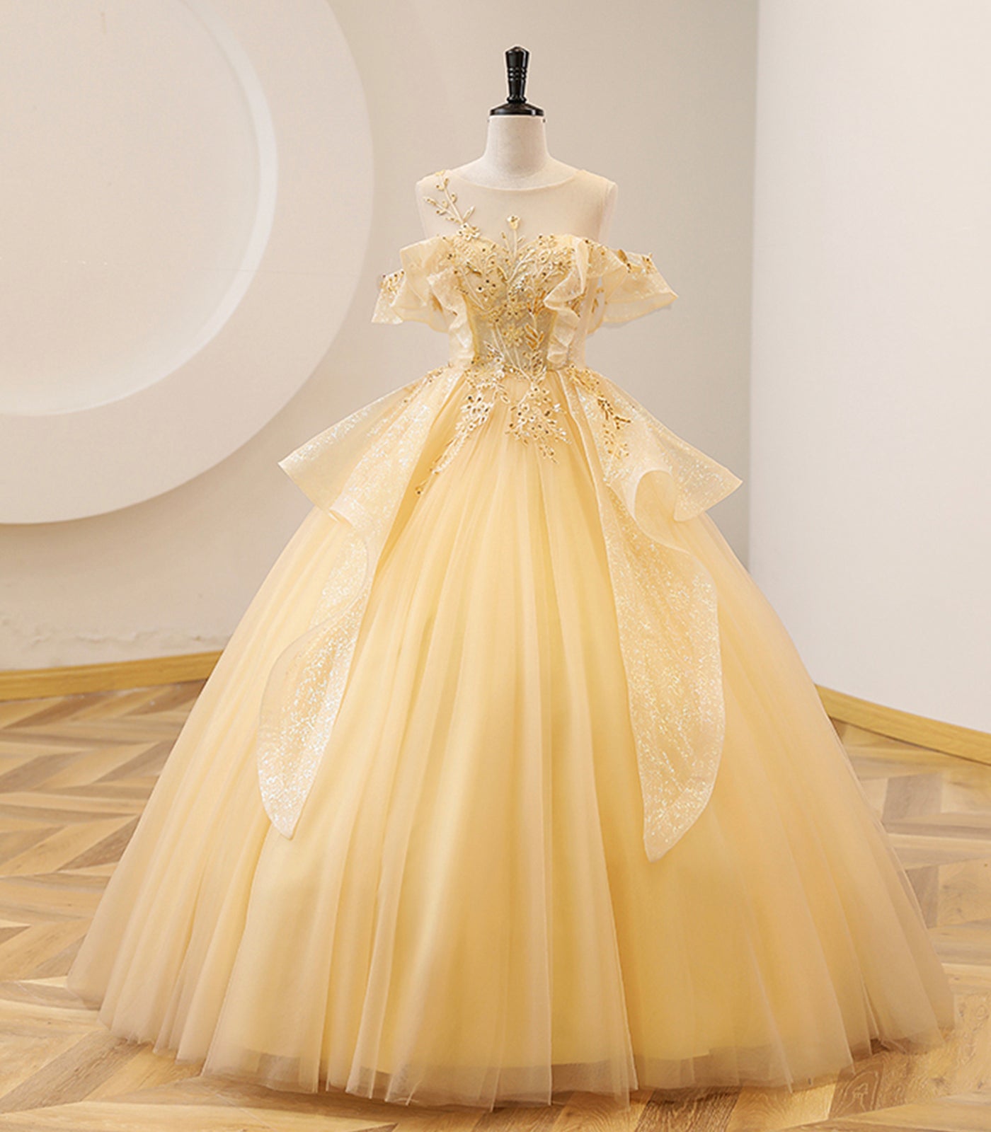 Yellow Ball Gown Beaded Sweet Quinceanera Dress Long Prom Dress Formal Dress DP899