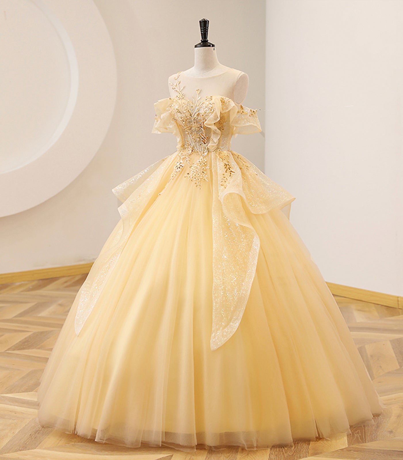 Yellow Ball Gown Beaded Sweet Quinceanera Dress Long Prom Dress Formal Dress DP899