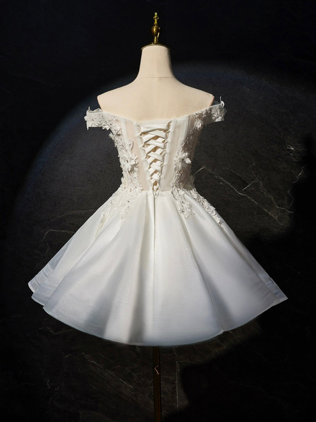 White Cute Off-the-shoulder Appliques Tulle Short Prom Dress Party Dress DP905