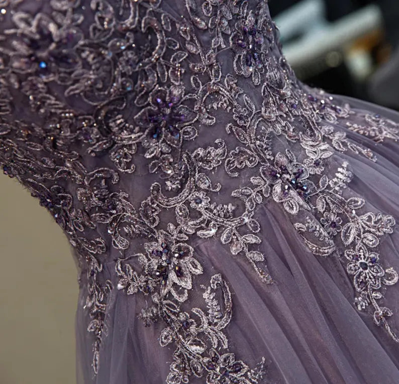 A Line Spaghetti Straps Appliques Ruffle Tulle Prom Dress DP1010