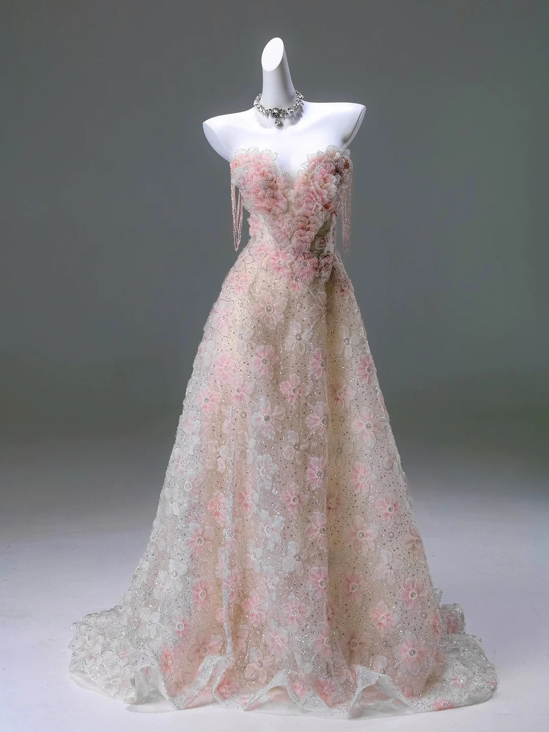 A Line Strapless Floral Layered Beadings Tulle Prom Dresses DP932
