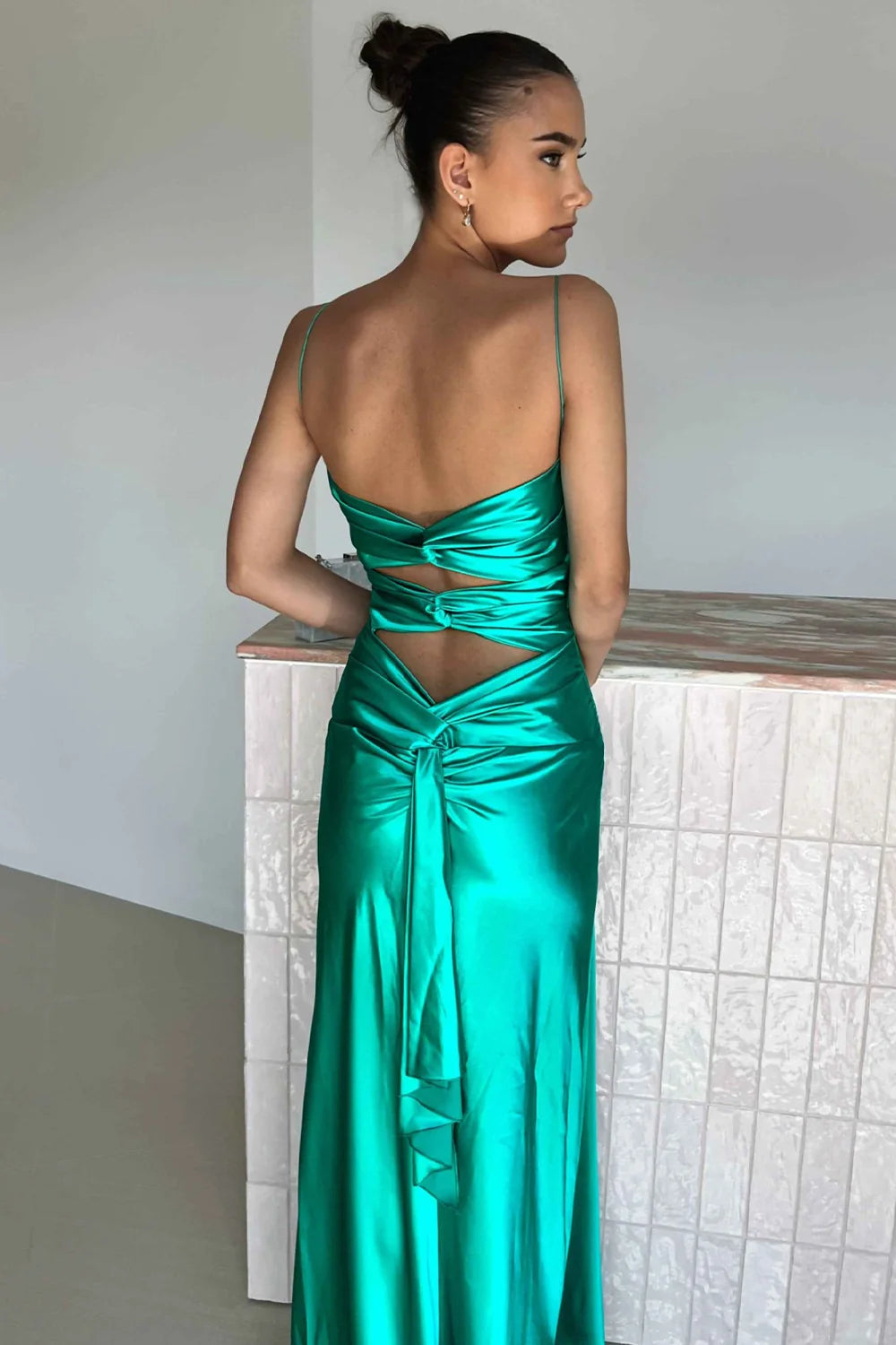 Stylish Sheath Spaghetti Straps Green Long Prom Dress with Split Front Keyhole DP7438
