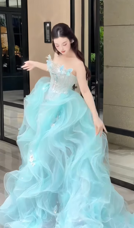 Stunning Blue Ball Gown Strapless Beaded Ruffle Organza Long Prom Dress DP4610