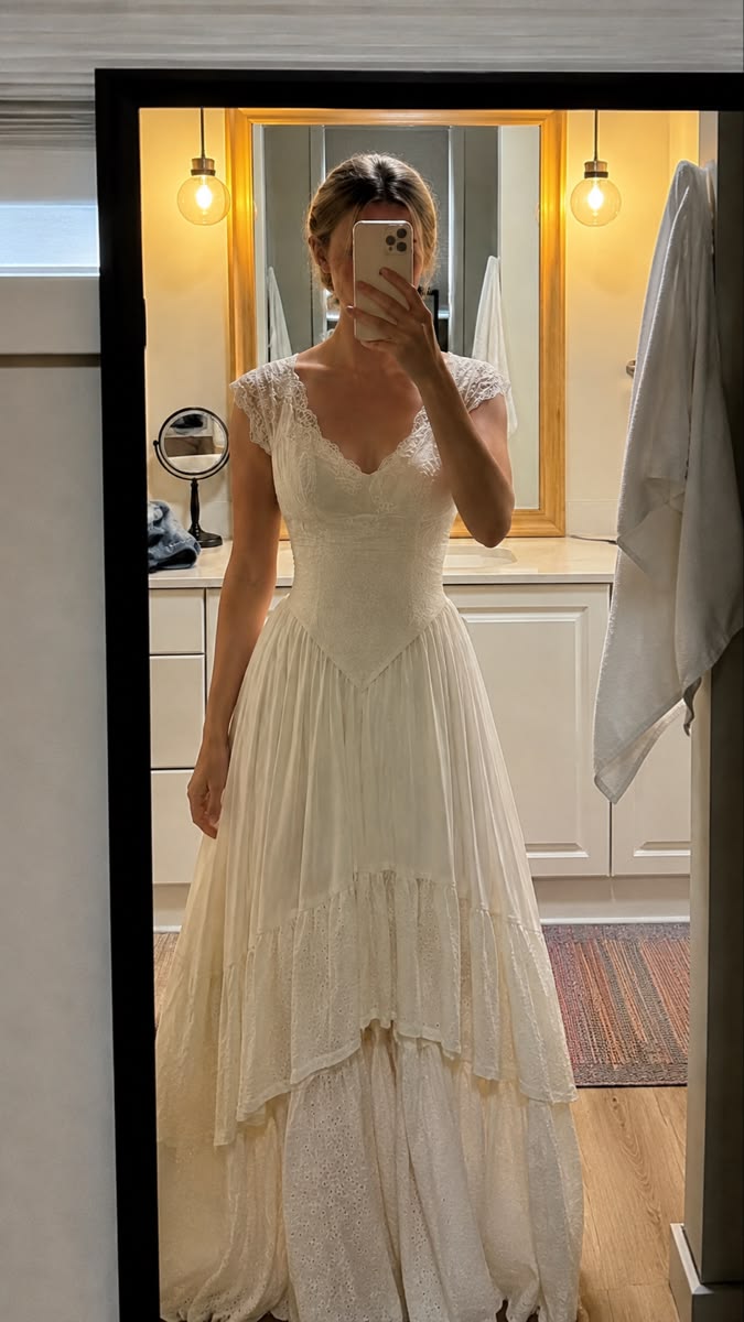 Elegant A Line V Neck Ivory Lace Prom Dress Party Dress DP6534