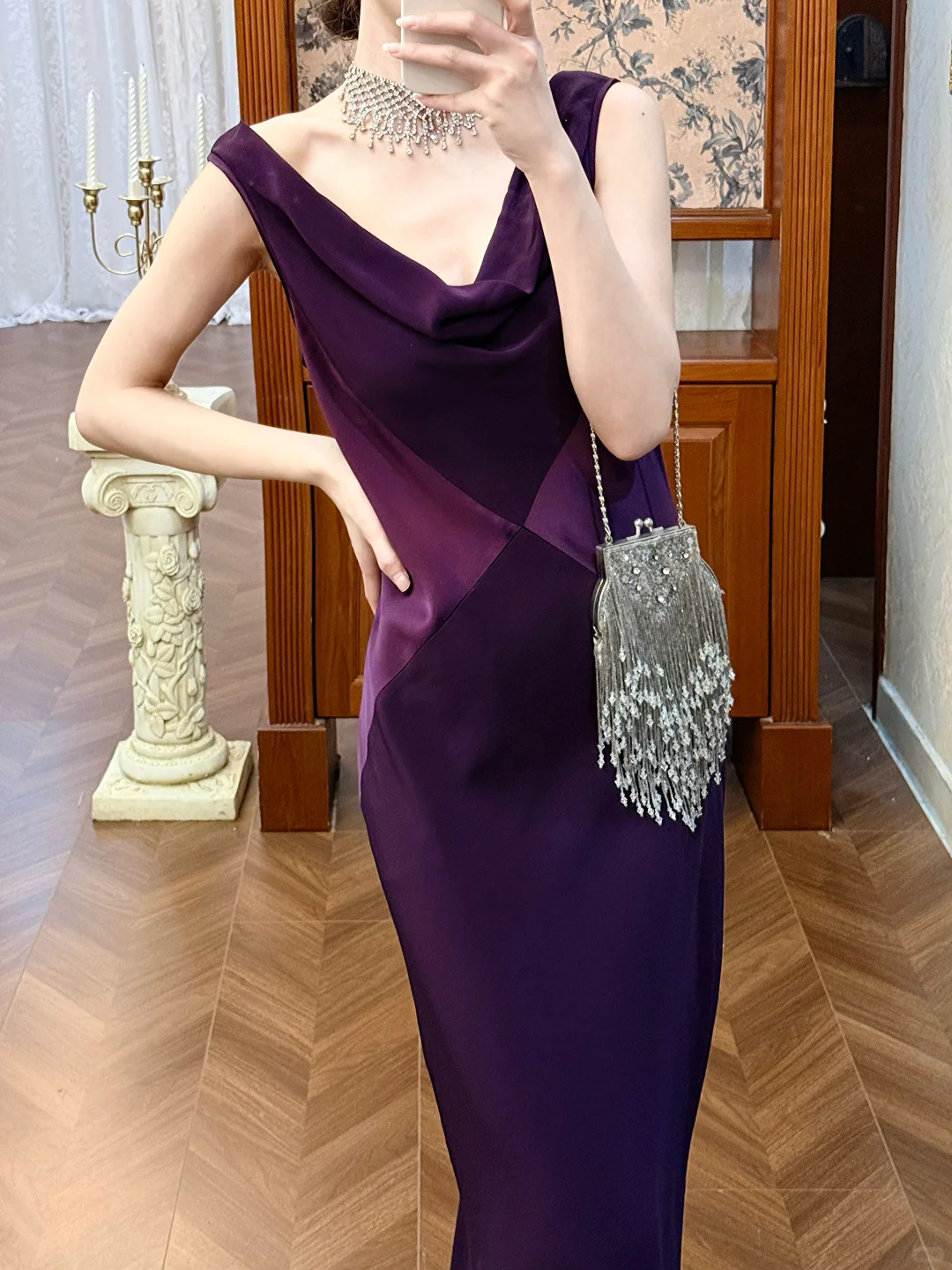 Vintage Elegant Sheath V Neck Dark Purple Velvet Satin Prom Dress Evening Dress DP5413