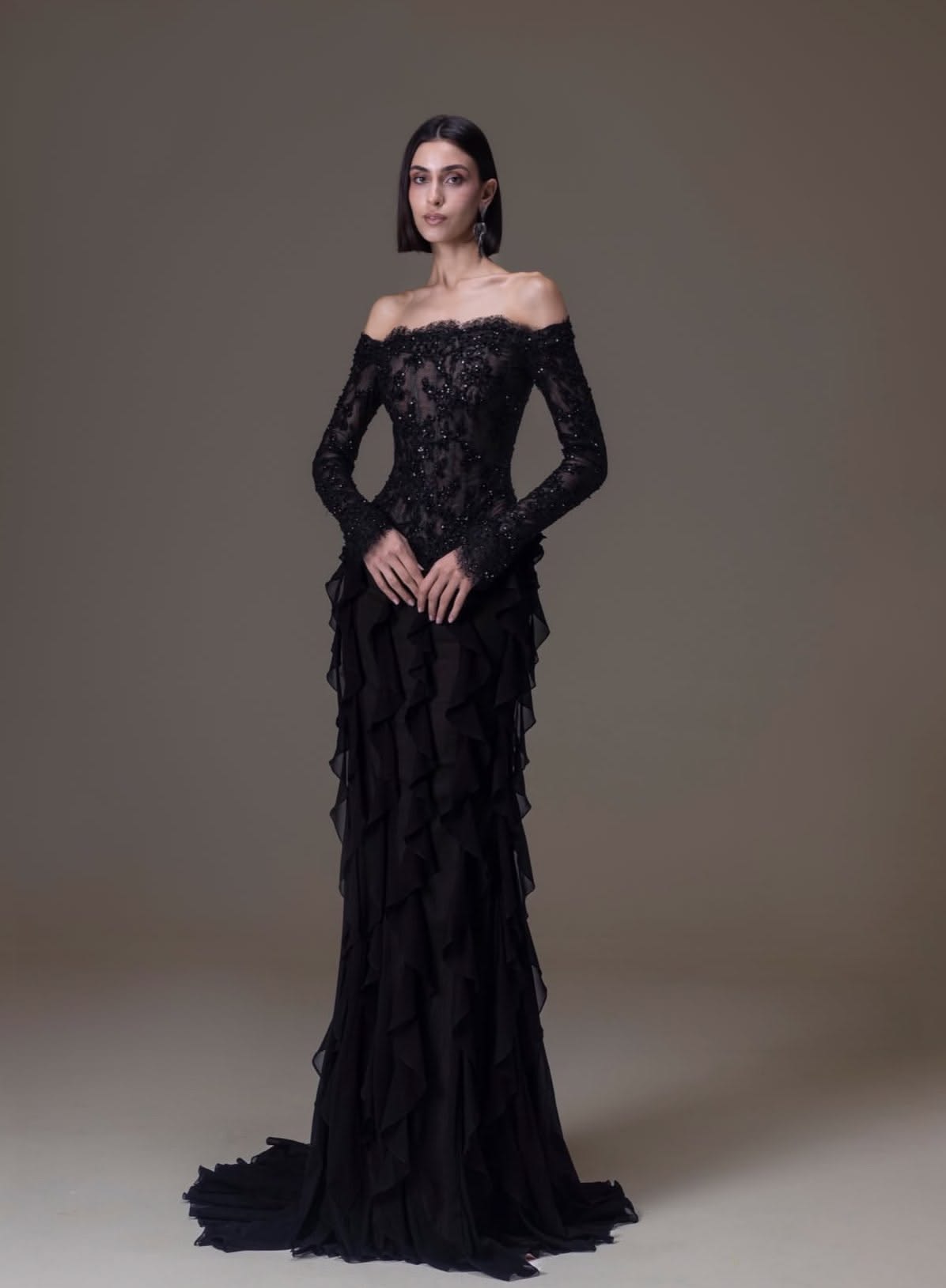 Elegant Black Sheath Long Sleeve Beaded Lace Ruffle Chiffon Prom Dress Evening Dress DP6703
