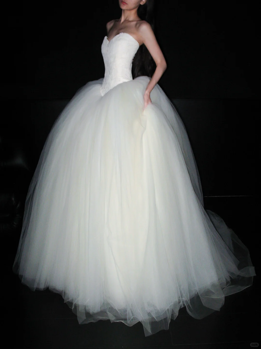 Cute Ball Gown Sweetheart Neck Lace Tulle Long Wedding Dress DP6385
