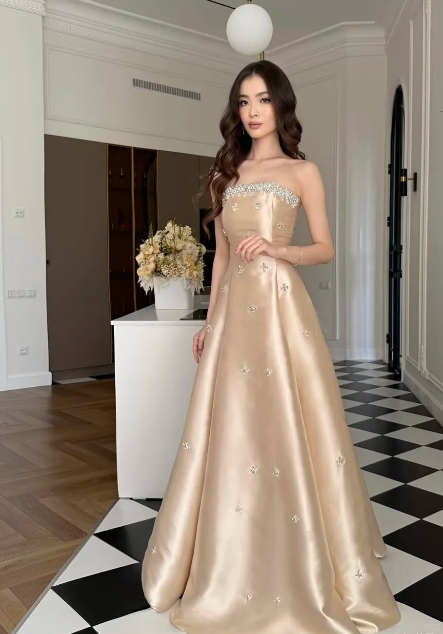 Elegangt Champagne A Line Strapless Exquisite Rhinestone Satin Prom Dress 18th Birthday Dress DP4463