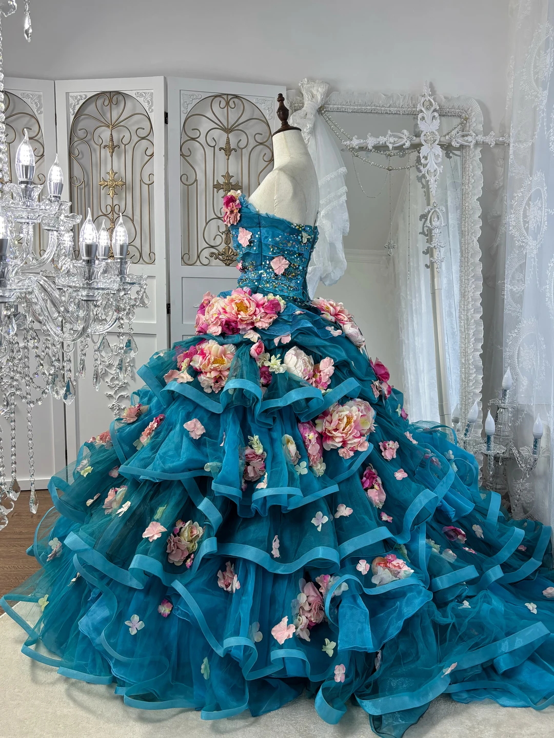Vintage Blue Ball Gown Strapless 3D Floral Layered Tulle Prom Dress Sweet 16 Dress DP5664