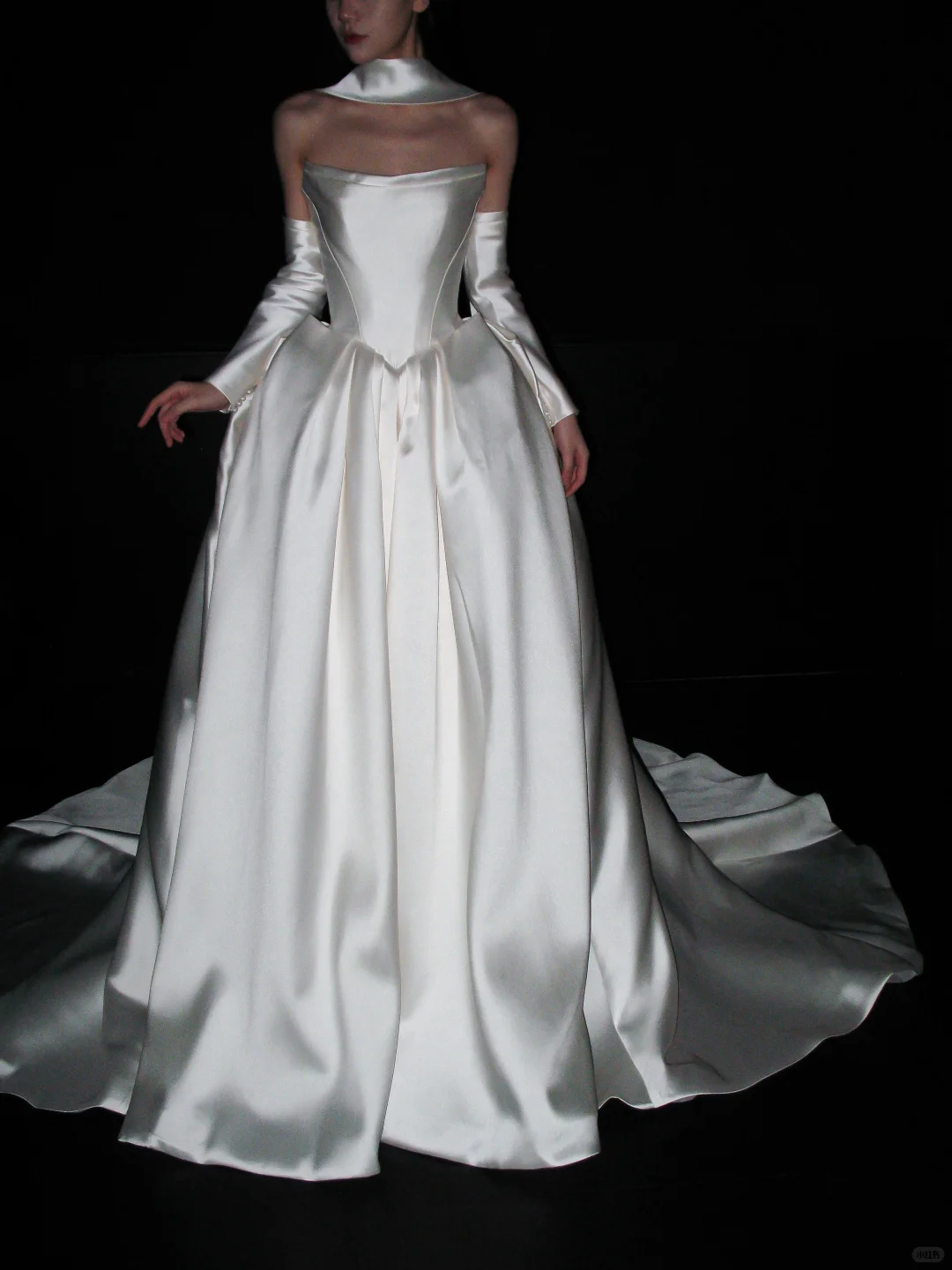 Elegant Ball Gown Strapless White Satin Long Train Wedding Dress DP8086