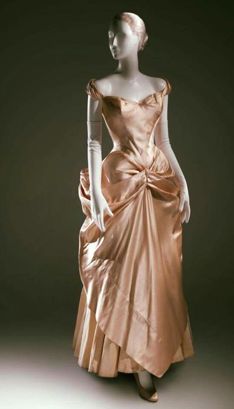 Vintage A Line Off the Shoulder Champagne Satin Long Prom Dresses Formal Evening Dress DP2382