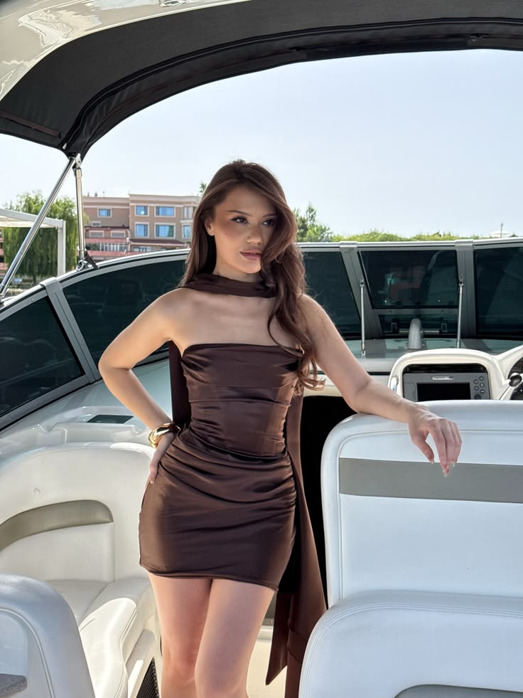 Elegant Sheath Strapless Brown Satin Short Homecoming Dress Outfits DP6885