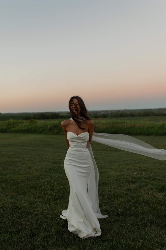 Gentle Mermaid Sweetheart Neck White Satin Chiffon Evening Dress Wedding Dress DP2857