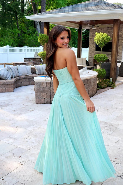 Aqua Stylish A Line Sweetheart Long Pleated Satin Prom Dress with Slit DP7723
