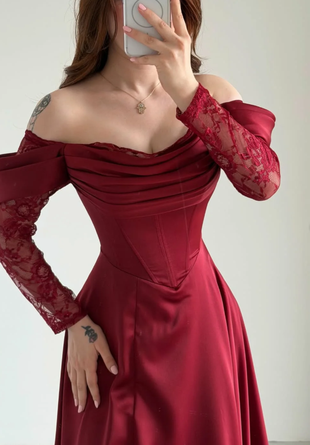 Elegant Burgundy A Line Long Sleeve Lace Satin Prom Dress Evening Dress DP5631