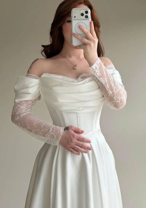 Elegant White A Line Long Sleeve Lace Satin Prom Dress DP5022