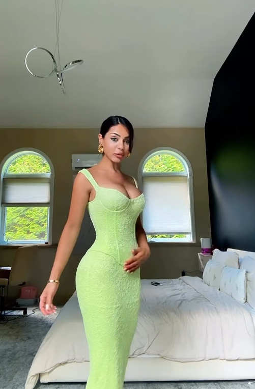 Stunning Two Piece Sheath Straps Green Lace Prom Dress Evening Dress DP4337