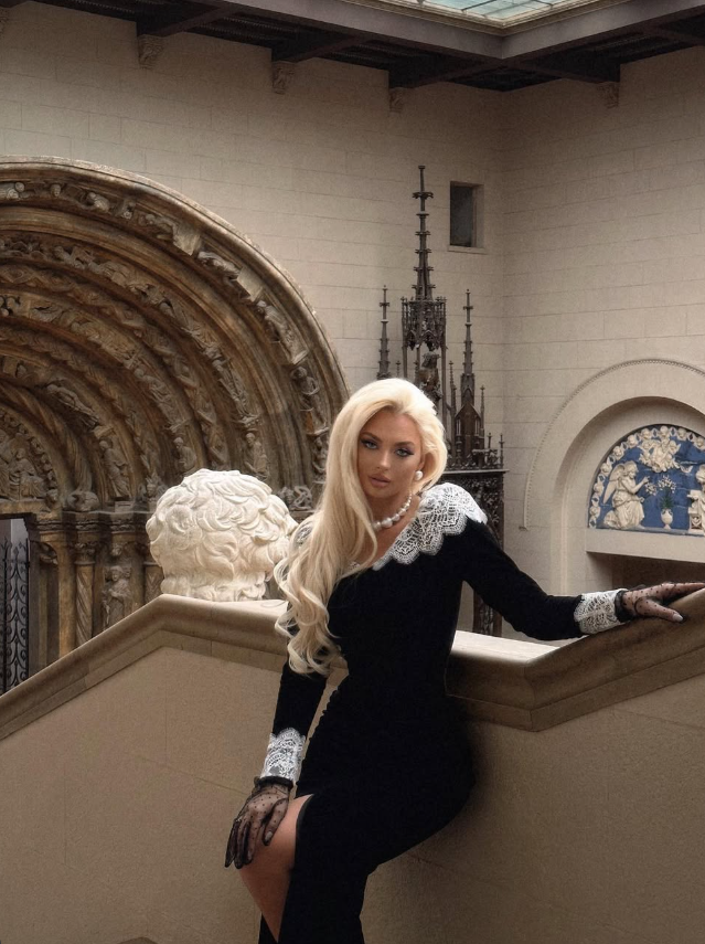 Classic Sheath Long Sleeve Black Velvet White Lace Long Evening Dress Party Dress with Slit DP3288