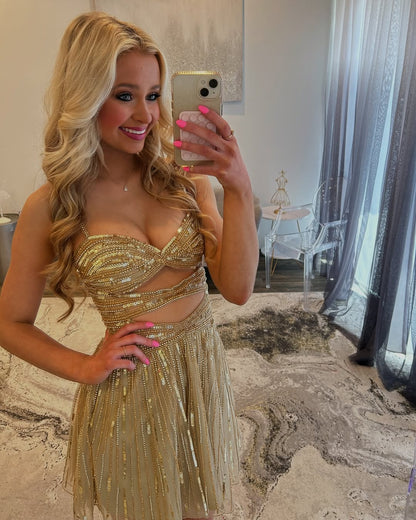 Gorgeous A Line Spaghetti Straps Champagne Tulle Short Homecoming Dress with Keyhole DP7377