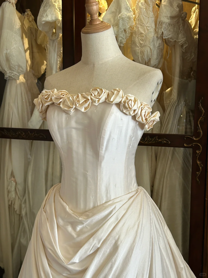 1950s A Line Sweetheart Neck Rose Satin Wedding Dress DP5291