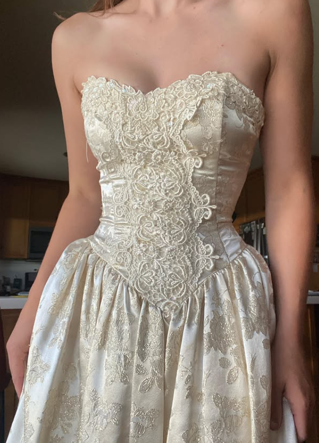 Retro A Line Sweetheart Neck Lace Appliques Print Floral Satin Wedding Dress DP5523