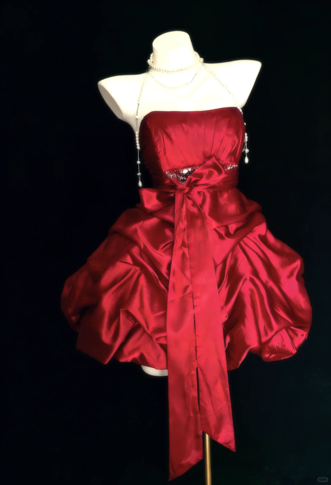 Vintage Burgundy A Line Strapless Beaded Pleated Satin Short Homecoming Dress DP4719