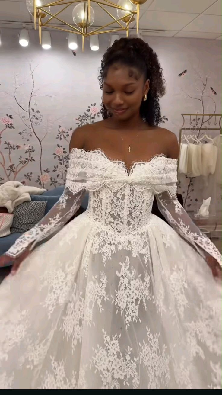 Stunning A Line Long Sleeve White Lace Wedding Dress DP4102