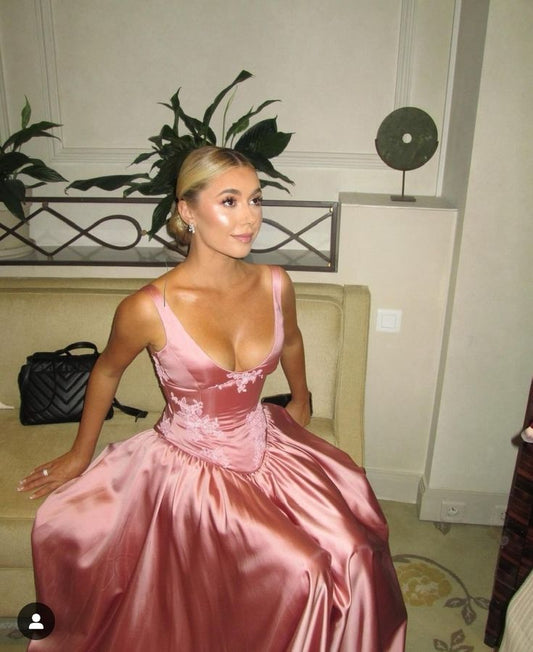 Elegant Pink A Line V Neck Appliques Satin Prom Dress Evening Dress DP1210
