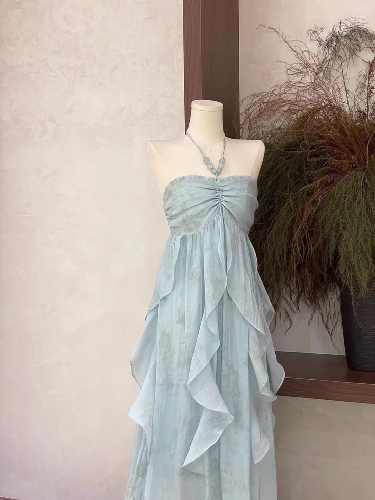 A Line Halter Ruffled Floral Chiffon Long Vacation Dresses Outfits DP1323