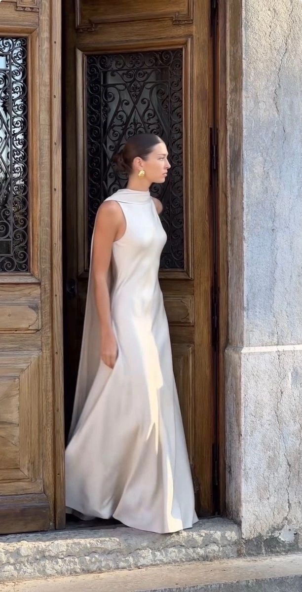 Elegant A Line Round Neck Ivory Satin Long Prom Dress Party Dresses Formal Gown DP3662
