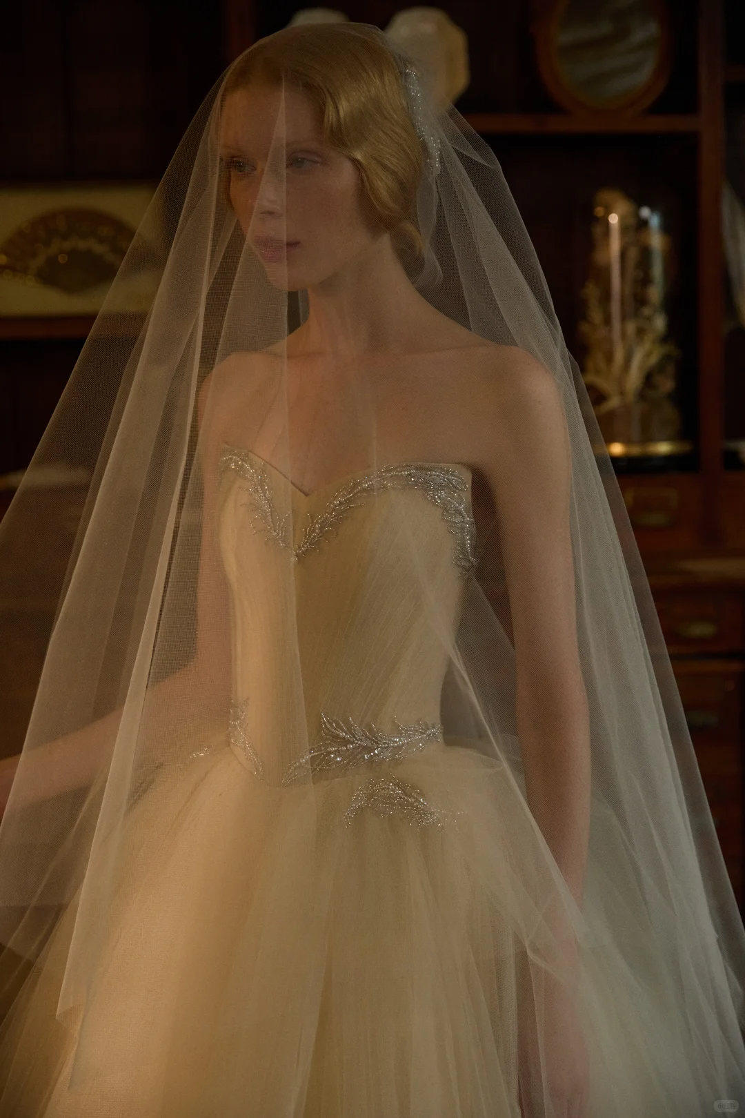 Gentle Ball Gown Sweetheart Neck Exquisite Beaded Tulle Long Prom Dress Wedding Dress DP3924