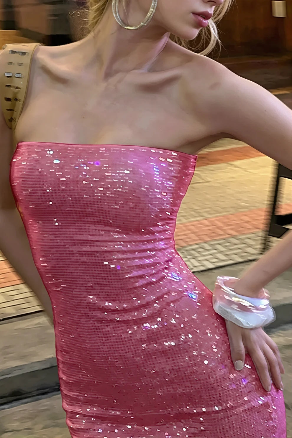 Shiny Barbie Pink Sheath Strapless Sequin Short Homecoming Dress DP7414