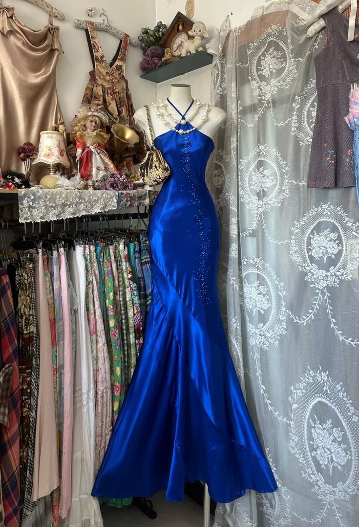 Vintage Blue Mermaid Long Prom Dresses Beaded Satin Evening Dresses Birthday Dresses DP4597