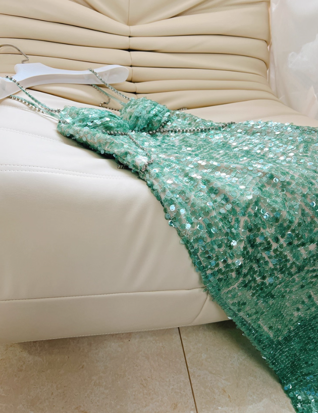 Green A Line Spaghetti Straps Beaded Sequin Prom Dress Outfits DP4481