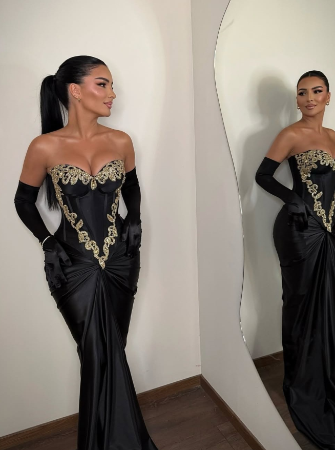 Sexy Black Sheath Sweetheart Neck Gold Beaded Satin Prom Dress DP5739
