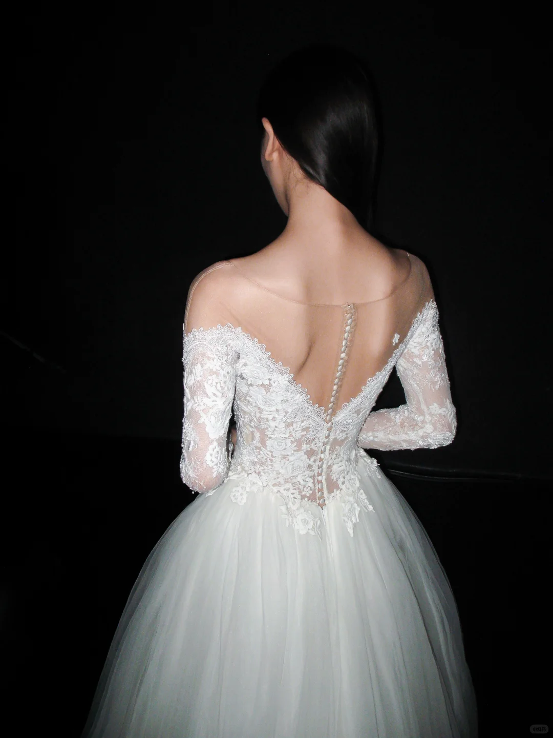 White Ball Gown Long Sleeve Exquisite Lace Tulle Long Wedding Dress DP8106