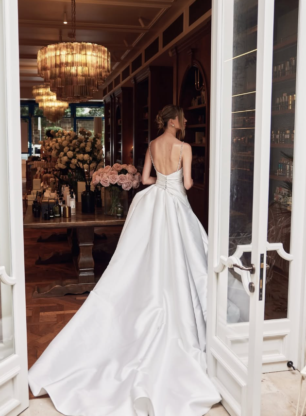 Simple Ball Gown Spaghetti Strap Pearl White Satin Long Wedding Dress with Slit DP5838