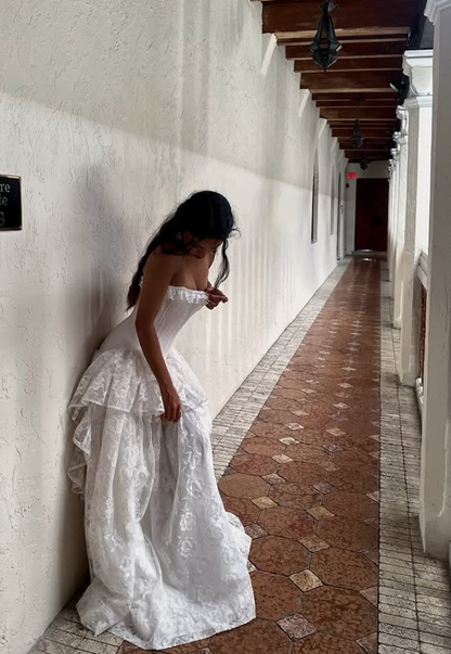 Stunning Ball Gown Strapless Layered White Lace Prom Dress Wedding Dress DP4282