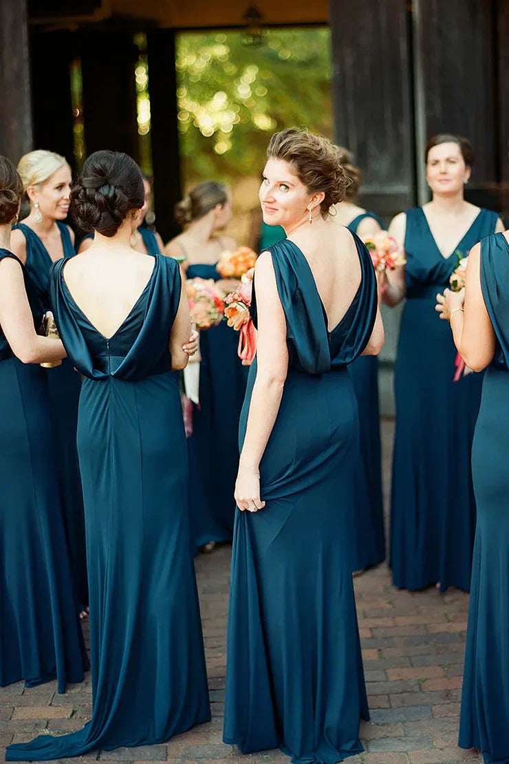 Peacock Blue Mermaid V-Neck Long Bridesmaid Dress DP5560